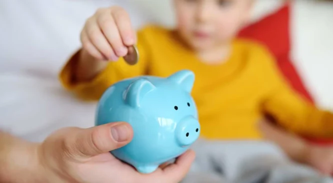 Dicas valiosas de como introduzir finanças pessoais para os filhos