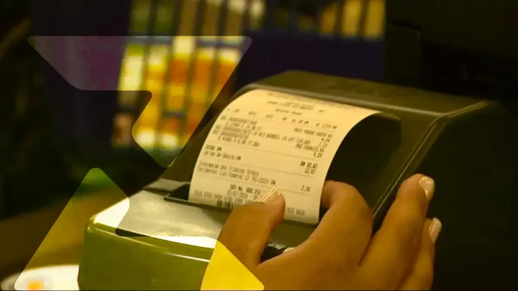 Colocar o CPF na nota aumenta o score de drédito? Descubra a verdade