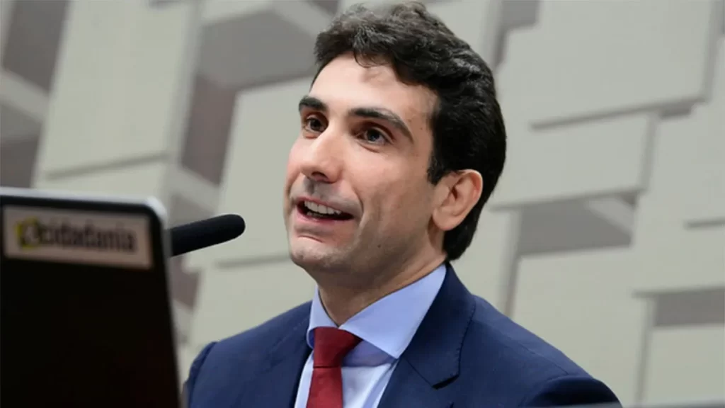 Drex pode impulsionar crédito com garantias e diminuir spreads diz Galípolo